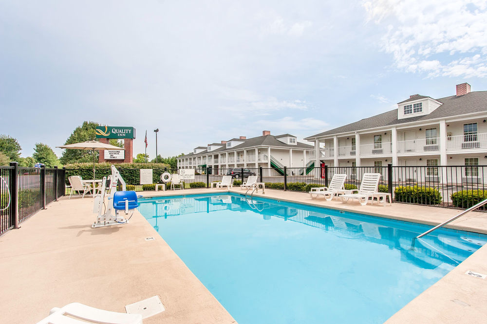 Quality Inn Gallatin-Nashville Metro Экстерьер фото